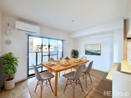 ���r���O�@�������������͋C�̂k�c�j�͉Ƒ��݂�Ȃ̉��K��ԁ@���Ƌ��CG�ł�