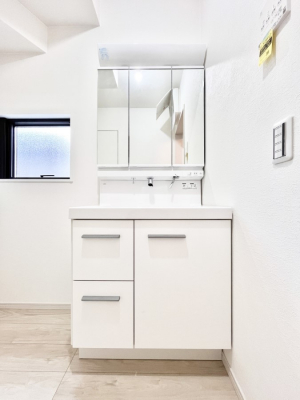 ���ʑ�E���ʏ��@���[�͂Ƌ@�\���ɗD�ꂽ���ʉ��ϑ�