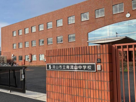 ӊ@wZ 3100m 여RwZK