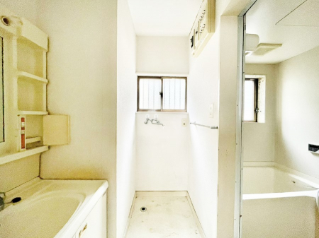 ���̑����ρ@�����h���[�X�y�[�X