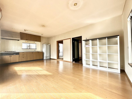 rO@͋Ĉkcj͉Ƒ݂Ȃ̉K  