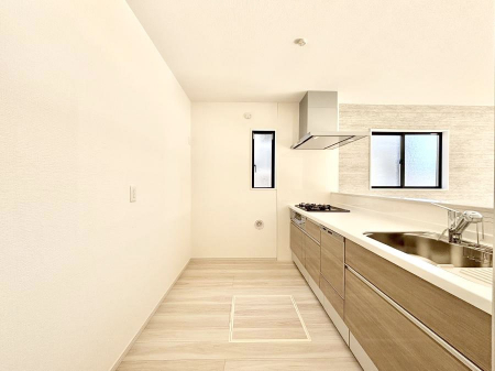 �L�b�`���@��Ƃ肠��L�b�`���ł͂��Ƒ��Ɗy�������������ł��܂��B