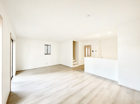 ���̑����ρ@���r���O�K�i�A������؂ȉƑ��ƃR�~���j�P�[�V�������Ƃ��Ƒ��v���̊Ԏ��