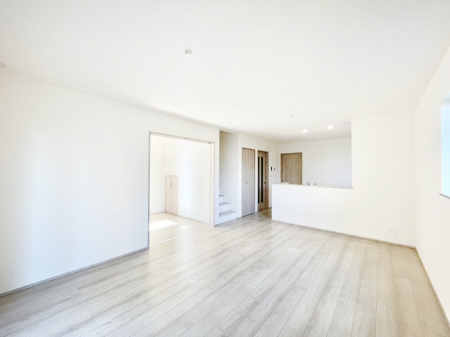 ���̑����ρ@�Ƒ������R�ƏW�܂�e���̃X�y�[�X�ɂȂ肻��