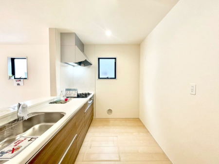 Lb`@Ƃ肠Lb`ł͂ƑƊył܂B