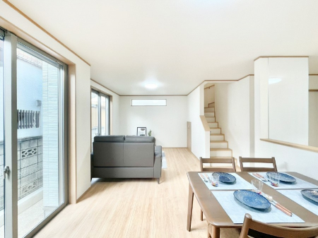 rO@Ƒc̎ԂȂ났̃rO_CjOB   