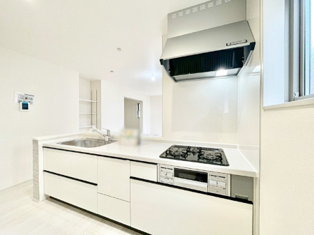 �L�b�`���@�J�E���^�[�z���Ɋy����������ׂ�B�����̂������������Ɣ��������Ȃ肻���ł��ˁB