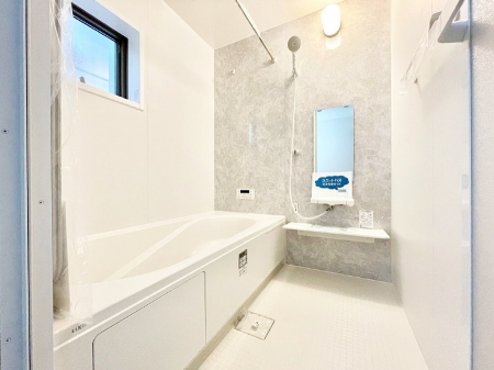 �����@�D�����F�����̃o�X���[���B�������ƃ����b�N�X�ł������ł���