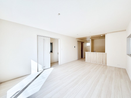 ���̑����ρ@�Ƒ������R�ƏW�܂�e���̃X�y�[�X�ɂȂ肻��  