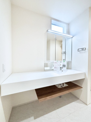 ���ʑ�E���ʏ��@�傫�����₷���O�ʋ��Ő�����������ʑ�́A�g�����Ȃ݃`�F�b�N�┧�̂������ɂ������߂ł��B 