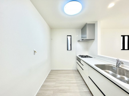 �L�b�`���@��Ƃ肠��L�b�`���ł͂��Ƒ��Ɗy�������������ł��܂��B