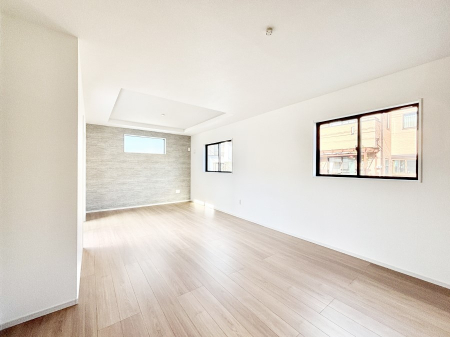 ���̑����ρ@�Ƒ������R�ƏW�܂�e���̃X�y�[�X�ɂȂ肻��