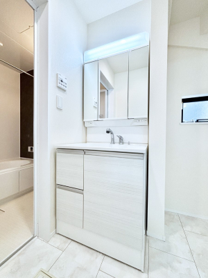 ���ʑ�E���ʏ��@�傫�����₷���O�ʋ��Ő�����������ʑ�́A�g�����Ȃ݃`�F�b�N�┧�̂������ɂ������߂ł��B 