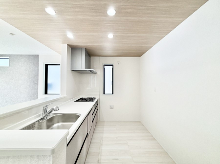 �L�b�`���@�|�b�v�A�b�v�V�䂪�f�G�ȃL�b�`���I��������̂ō̌����Ƃꊷ�C�ɂ��𗧂��܂��B