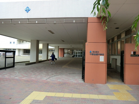 ���ӊ��@���w�Z 1010m �����旧������璆�w�Z