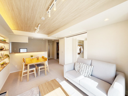 ���̑����ρ@�Ƒ������R�ƏW�܂�e���̃X�y�[�X�ɂȂ肻��