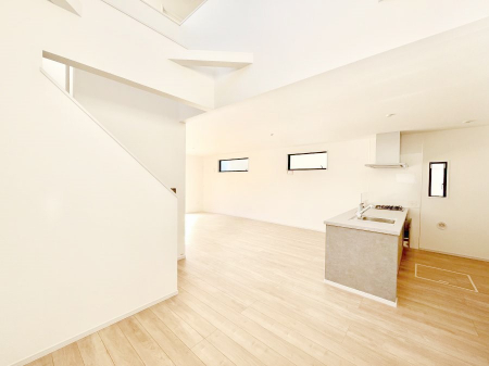 ���̑����ρ@�Ƒ������R�ƏW�܂�e���̃X�y�[�X�ɂȂ肻��