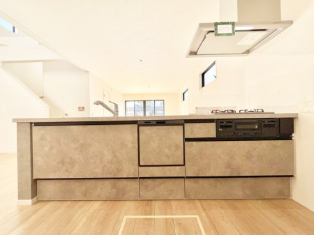 �L�b�`���@�������������I�ɁA�y�����I�V�X�e���L�b�`��  