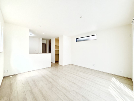 ���̑����ρ@�Ƒ��̏Ί炪���R�Ɛ��܂�Ă���A����ȕ��͋C�̃_�C�j���O�Ɏd�オ���Ă��܂��B