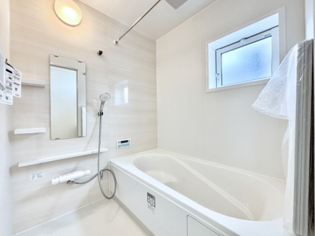 �����@����̔�����₷��؂ȃo�X�^�C���B�������Ƃ����C���y����Ŕ����Ƃ肽���ł��ˁI  