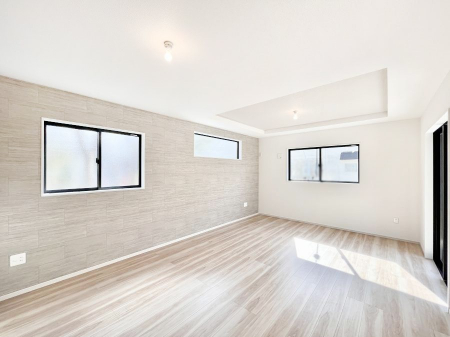 ���r���O�@�������������͋C�̂k�c�j�͉Ƒ��݂�Ȃ̉��K���