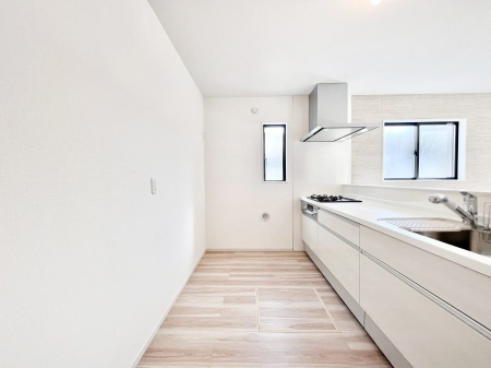 �L�b�`���@��Ƃ肠��L�b�`���ł͂��Ƒ��Ɗy�������������ł��܂��B