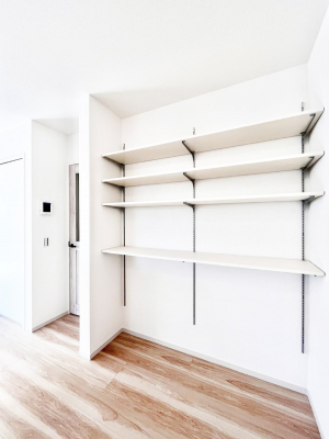 ���̑����ρ@�H�ނ̃X�g�b�N�͂������A���p�i�̎��[�Ȃǎg�����͂��낢��