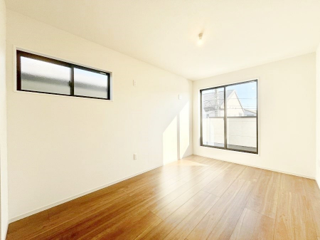 ���̑����ρ@���邢�o���R�j�[�T�C�h�ɗm����ݒu�B�ڊo�߂̗ǂ��Q���ɁB