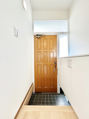 ���ց@���ʔ��͂��Ƒ��̎ʐ^��G�߂̃C���e���A�ŏ���I�Ƃ��ĉ��o�ł��܂�