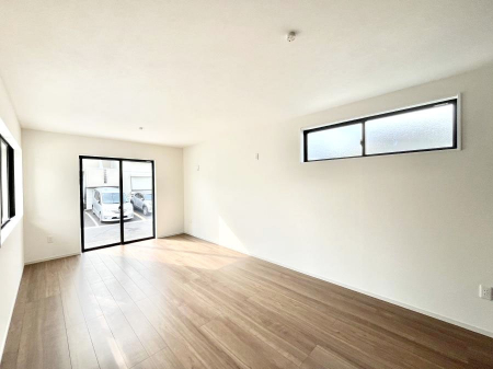 ���̑����ρ@�傫�ȑ����炽���Ղ�̗z���ƕ����������郊�r���O  