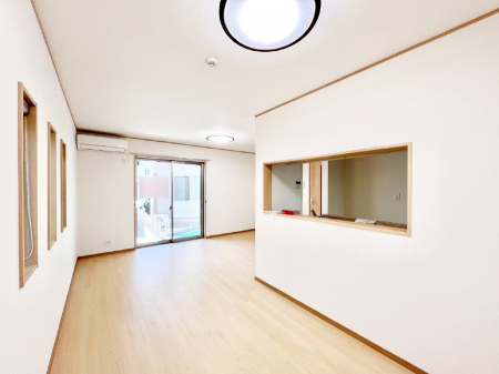 ���̑����ρ@�Ƒ������R�ƏW�܂�e���̃X�y�[�X�ɂȂ肻��