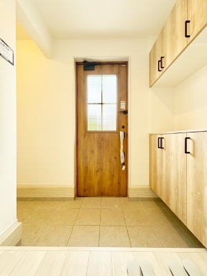 ���ց@���ʔ��͂��Ƒ��̎ʐ^��G�߂̃C���e���A�ŏ���I�Ƃ��ĉ��o�ł��܂�