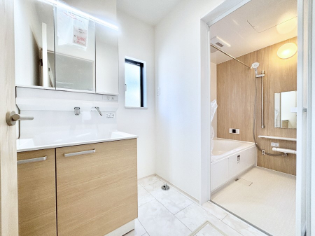 ���̑��@���������Ă���̂Ŏ��C�̑����ꏊ�ł����C���\���s���܂��B�����̐g�x�x���C�����ǂ��I