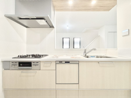 �L�b�`���@�������������I�ɁA�y�����I�V�X�e���L�b�`��  