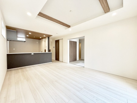 ���̑����ρ@���邢�z���������A�����̕��͋C�ɖ��������_�C�j���O�B   