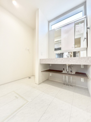 ���̑��@�g�x�x���X���[�Y�ɂ����Ȃ���E�ߏ�B  