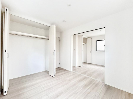 �q�������@�q�ǂ������ɂ҂�����̖��邢��ԁB  