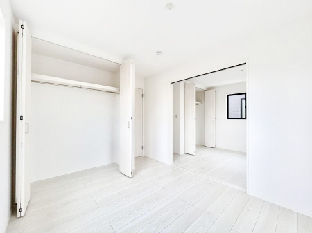 �q�������@�q�������ɂ��������߂Ȏ��[�X�y�[�X�����Ղ�̋���