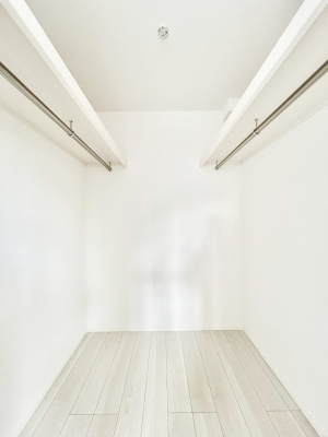 ���[�@�����Ղ�̎��[�X�y�[�X�ŉ��K�ɕ�点���� 