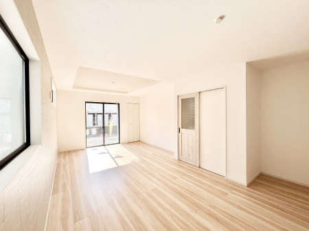 ���̑����ρ@�Ƒ������R�ƏW�܂�e���̃X�y�[�X�ɂȂ肻��