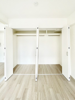 ���[�@��������ߗނ��X�b�L�����[���Ă����N���[�[�b�g�t���ł��B