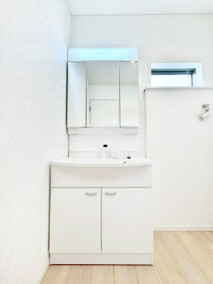 ���ʑ�E���ʏ��@���[�͂Ƌ@�\���ɗD�ꂽ���ʉ��ϑ�