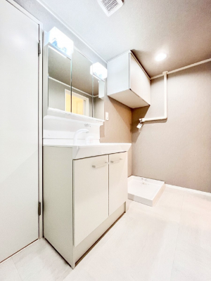 ���ʑ�E���ʏ��@������������ʉ��ώ��Œ��̐g�x�x�����K