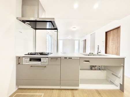 �L�b�`���@�������������I�ɁA�y�����I�V�X�e���L�b�`��  