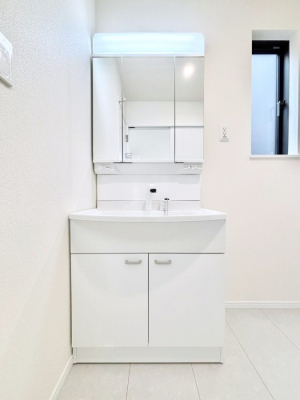 ���ʑ�E���ʏ��@�傫�����₷���O�ʋ��Ő�����������ʑ�́A�g�����Ȃ݃`�F�b�N�┧�̂������ɂ������߂ł��B 