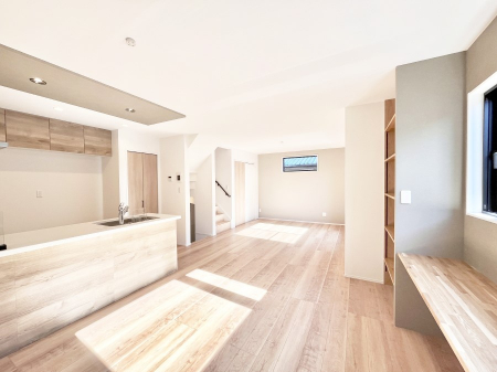 ���̑����ρ@���r���O�K�i�A������؂ȉƑ��ƃR�~���j�P�[�V�������Ƃ��Ƒ��v���̊Ԏ��