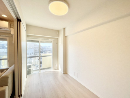 ���̑����ρ@�o���R�j�[���J�������v���X���Ă����m��