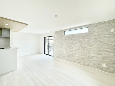 ���̑����ρ@�A�N�Z���g�N���X���������ȃ_�C�j���O�B�Ƒ��ł̂�т肭�낰��L�X�X�y�[�X�B