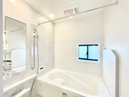 �����@����̔�����₷��؂ȃo�X�^�C���B�������Ƃ����C���y����Ŕ����Ƃ肽���ł��ˁI  