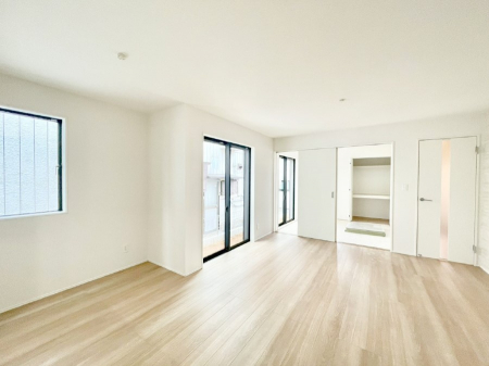 ���̑����ρ@�V���v���ȃf�U�C���Ȃ̂ŃC���e���A���l����̂��y���݂ł��ˁI